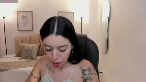  zoee jackson online show from 07.06.26