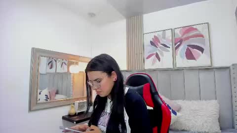 Snapshot of zoee_jhonson chatting on 06.09.26 zoee_jhonson online show from 06.09.26