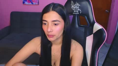 Snapshot of zoee_pamela99 chatting on 04.22.26 pamela online show from 04.22.26