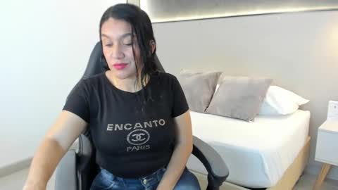 zoee_zi online show from 09.27.25