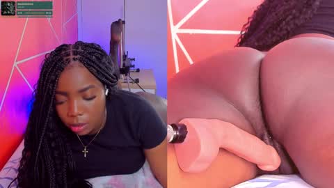 Snapshot of zoeethompson_cm chatting on 11.02.25 online show from 11.02.25