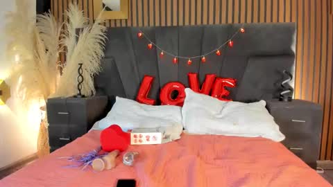 Snapshot of zoehpeterr_ chatting on 02.15.26 Zoeh online show from 02.15.26