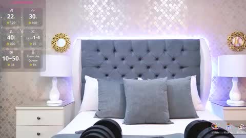 Zoe Krug online show from 12.18.25