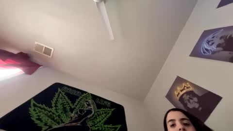 LovelyLatin25 online show from 01.21.25