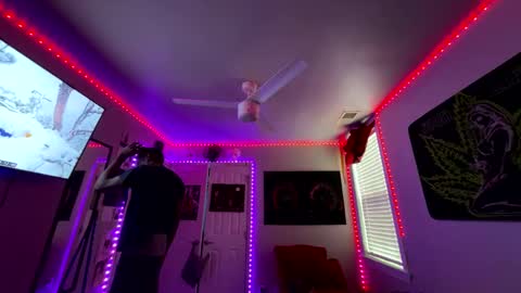 LovelyLatin25 online show from 01.27.25