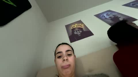 LovelyLatin25 online show from 01.28.25