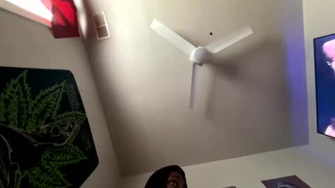 LovelyLatin25 online show from 01.31.25