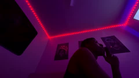 LovelyLatin25 online show from 02.05.25