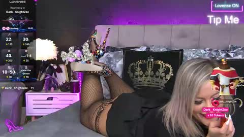 ZoeMesmerize online show from 02.11.25