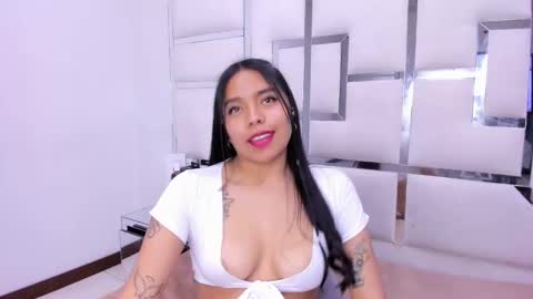 ZoeSwam online show from 12.15.24