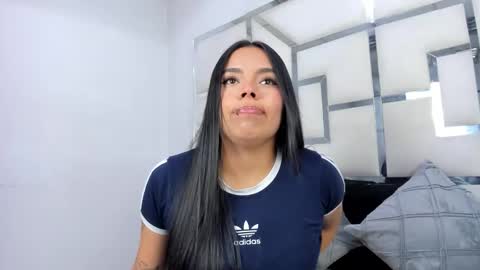 ZoeSwam online show from 01.15.26