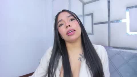 ZoeSwam online show from 04.18.26