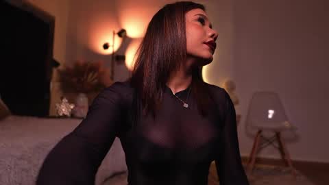 zoevidal_ online show from 04.09.26