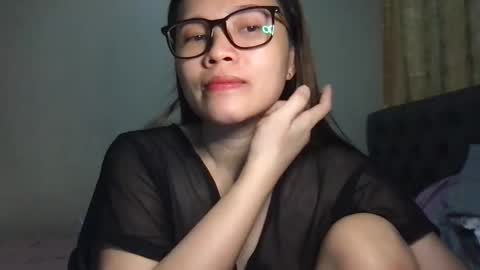 Snapshot of zoey_foryou chatting on 02.17.25 zoey_foryou online show from 02.17.25