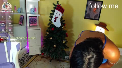zoey fox  online show from 12.29.24