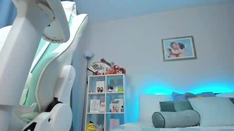 Snapshot of zoey_lane chatting on 10.01.25 Zoey Lane online show from 10.01.25