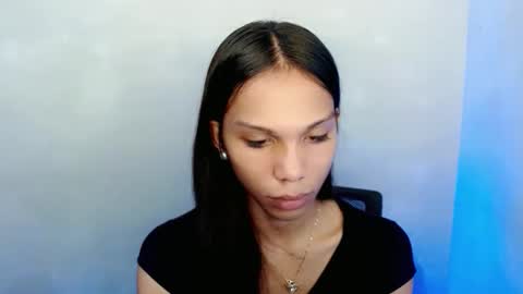 Snapshot of zoeygorgeous19 chatting on 05.01.26 zoey online show from 05.01.26