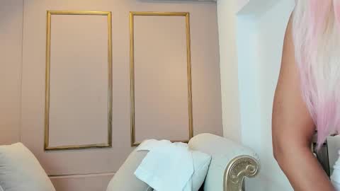 Z O E online show from 11.30.25