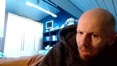 Snapshot of zolexthomas chatting on 01.03.25 zolexthomas online show from 01.03.25
