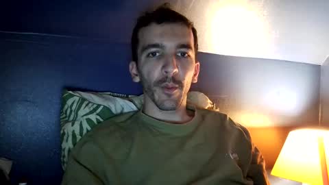 Snapshot of zommmmmmmmm chatting on 11.16.25 zom online show from 11.16.25