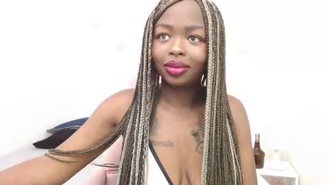 Zooe online show from 12.31.24