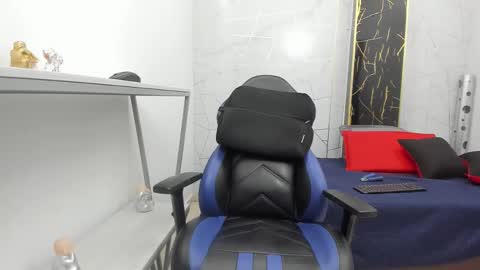     online show from 11.07.25