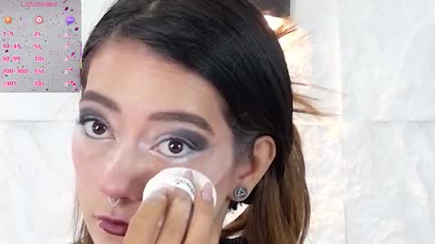 Snapshot of zorravioleta chatting on 10.24.25 Violeta online show from 10.24.25