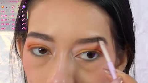 Snapshot of zorravioleta chatting on 10.25.25 Violeta online show from 10.25.25