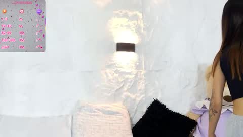 Snapshot of zorravioleta chatting on 11.08.25 Violeta online show from 11.08.25