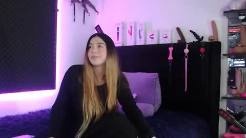 zpzphot online show from 11.26.25