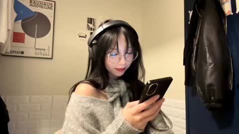 Mei online show from 04.21.26