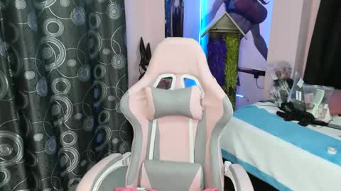 zulemapiel online show from 04.01.26