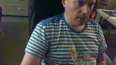 Snapshot of zultem chatting on 02.25.26 zultem online show from 02.25.26