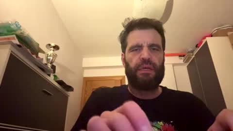 zurdineno online show from 06.05.26