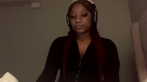 Zuri Frost online show from 10.16.25