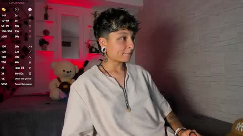 Zury Ramirez online show from 09.18.25