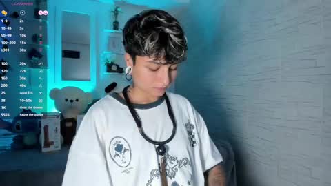 Snapshot of zuryramirez_ chatting on 10.04.25 Zury Ramirez online show from 10.04.25