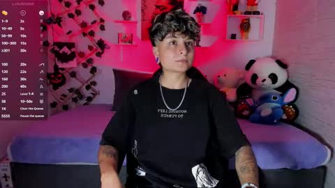 Snapshot of zuryramirez_ chatting on 11.08.25 Zury Ramirez online show from 11.08.25