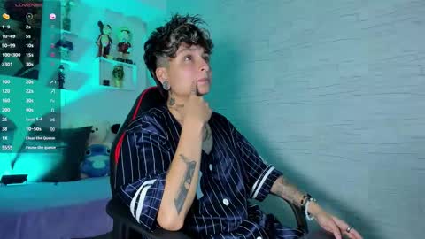 Snapshot of zuryramirez_ chatting on 11.10.25 Zury Ramirez online show from 11.10.25