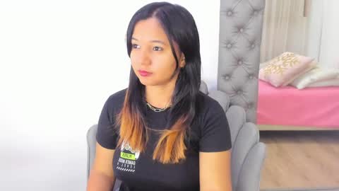 Snapshot of zusan_king_ chatting on 04.29.26 Im Zusan My schedule is from 1030pm to 430 am colombian time online show from 04.29.26