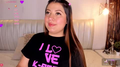 Snapshot of zuzu_sweet chatting on 10.14.25 Zara online show from 10.14.25