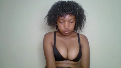 zyraelle_01 online show from 05.02.26