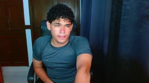 Snapshot of zyrosxk chatting on 05.03.26 antonio felipe online show from 05.03.26