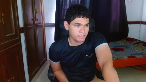 Snapshot of zyrosxk chatting on 05.31.26 antonio felipe online show from 05.31.26