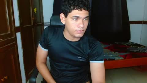 Snapshot of zyrosxk chatting on 06.05.26 antonio felipe online show from 06.05.26