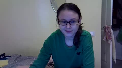 Zyuhre online show from 09.18.25