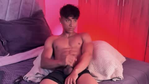 zyzz_1812 online show from 10.01.25