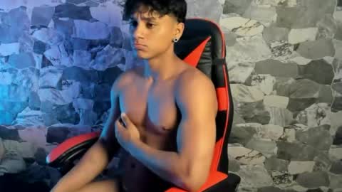 Snapshot of zyzz_1812 chatting on 04.30.26 zyzz_1812 online show from 04.30.26