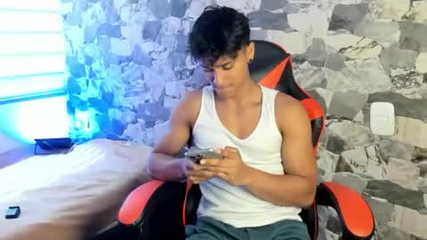 Snapshot of zyzz_1812 chatting on 05.30.26 zyzz_1812 online show from 05.30.26