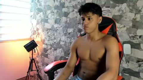 Snapshot of zyzz_1812 chatting on 06.22.26 zyzz_1812 online show from 06.22.26